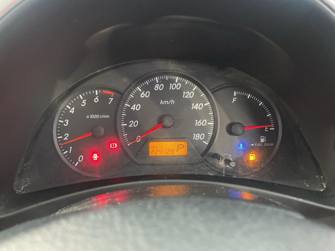 Photo '21' of Toyota Wish Photo '21' of Toyota Wish