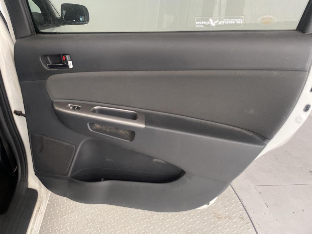 Photo '19' of Toyota Wish Photo '19' of Toyota Wish