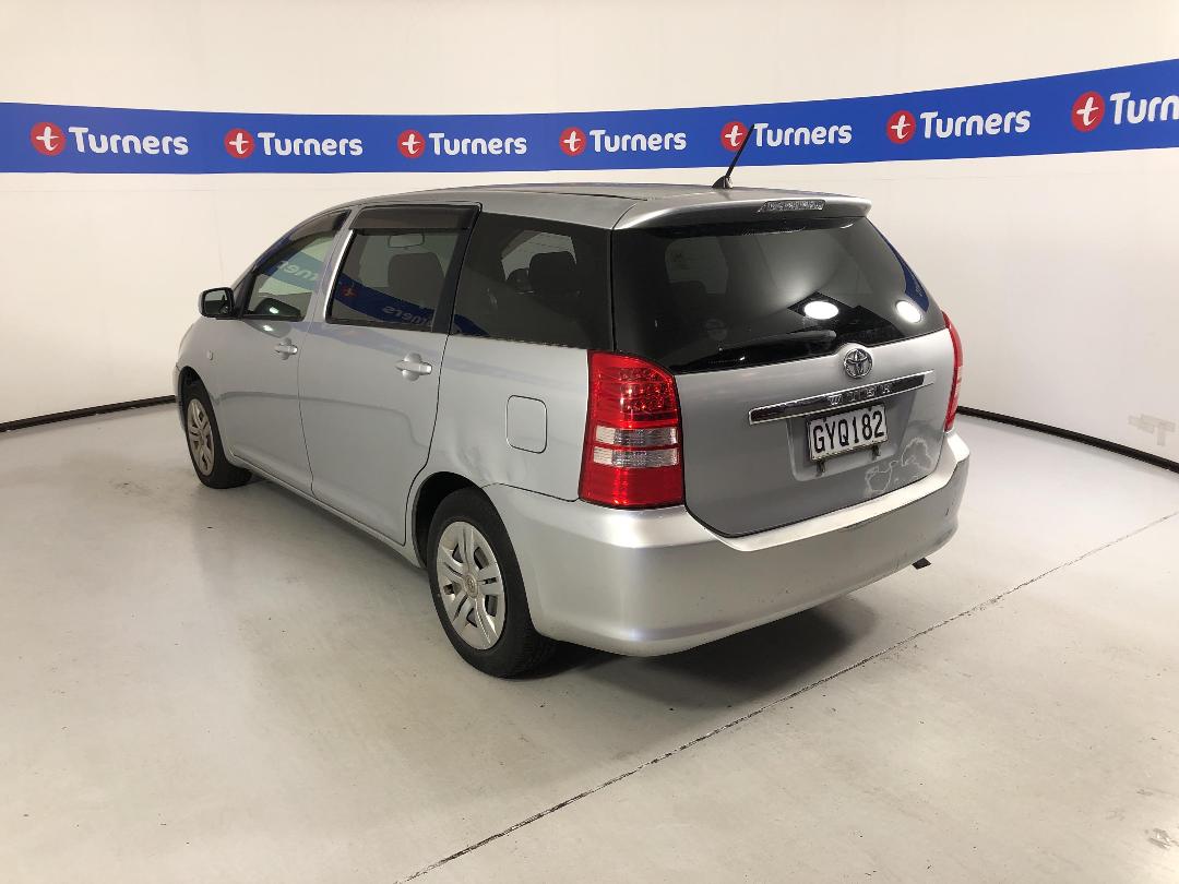 Photo '5' of Toyota Wish