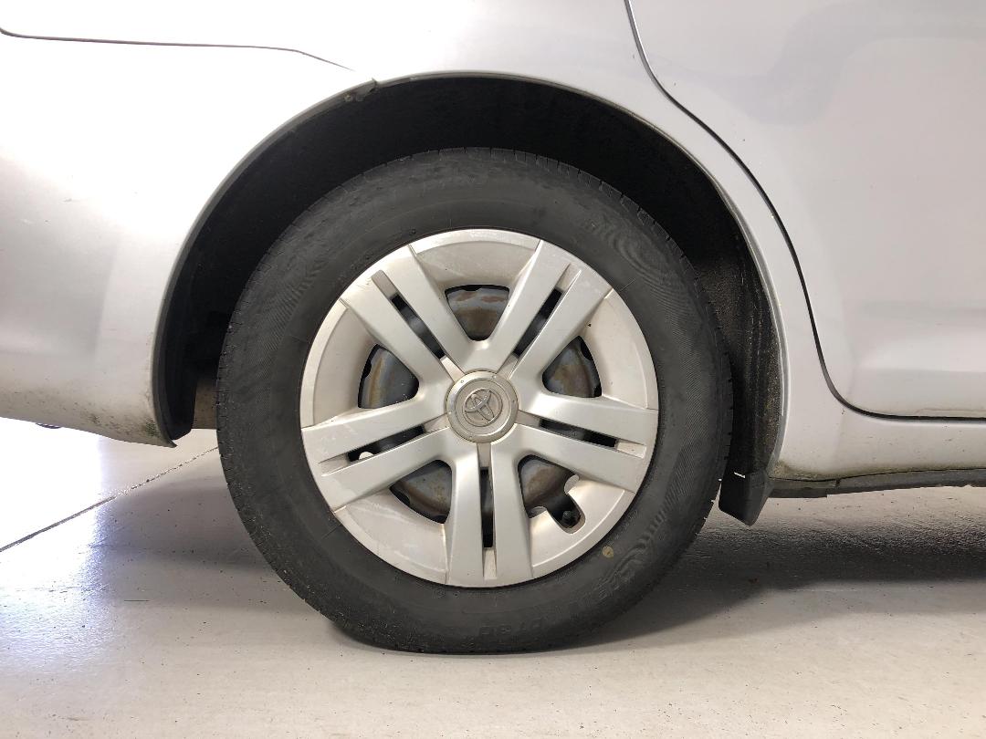 Photo '12' of Toyota Wish