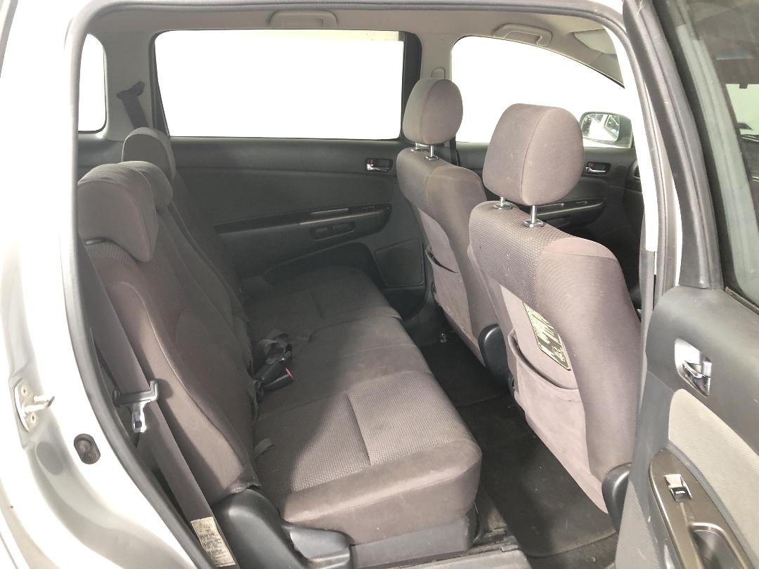 Photo '20' of Toyota Wish