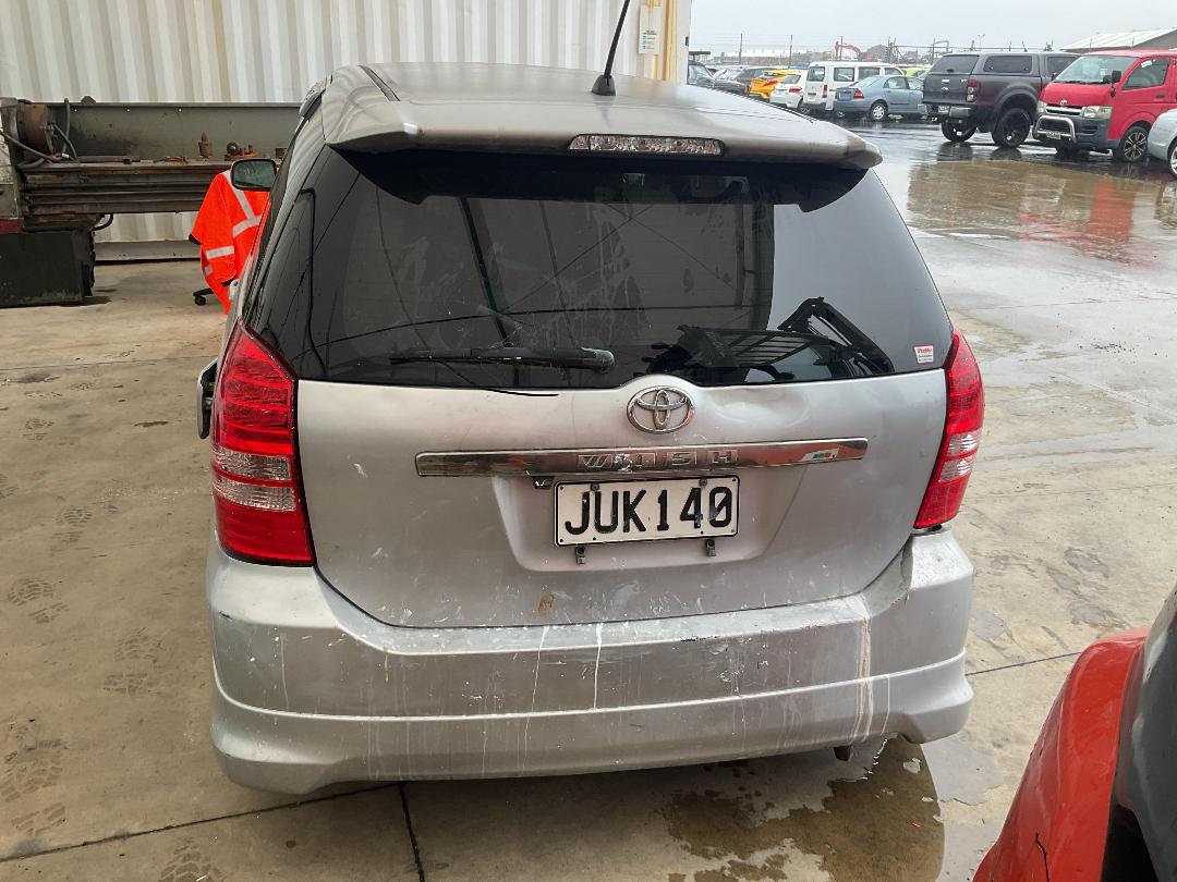 Photo '4' of Toyota Wish Photo '4' of Toyota Wish