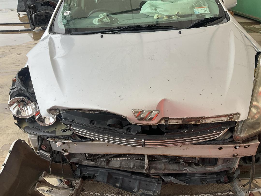 Photo '16' of Toyota Wish Photo '16' of Toyota Wish