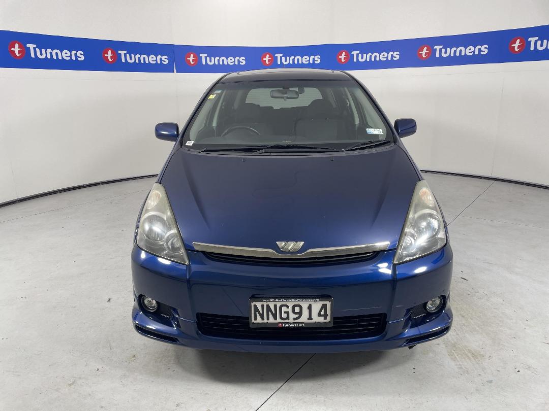 Photo '2' of Toyota Wish