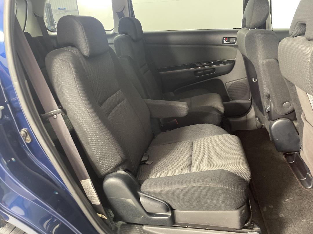 Photo '20' of Toyota Wish