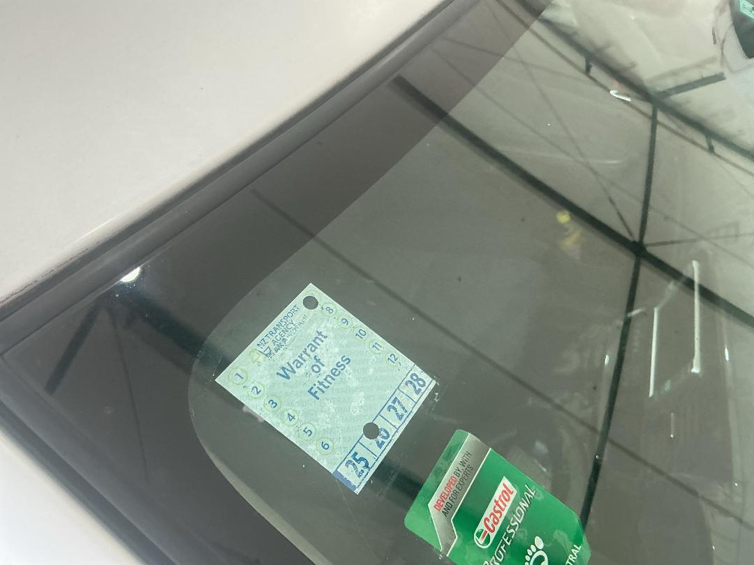 Photo '23' of Toyota Wish