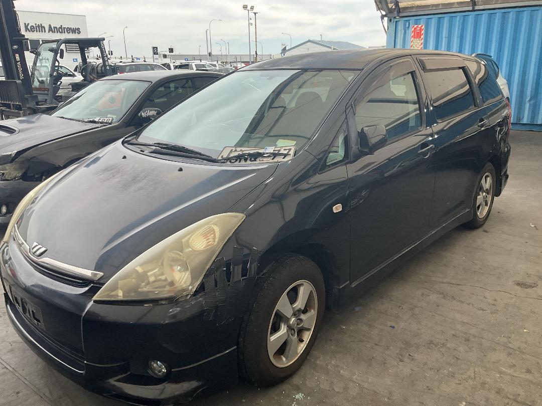 Photo '2' of Toyota Wish