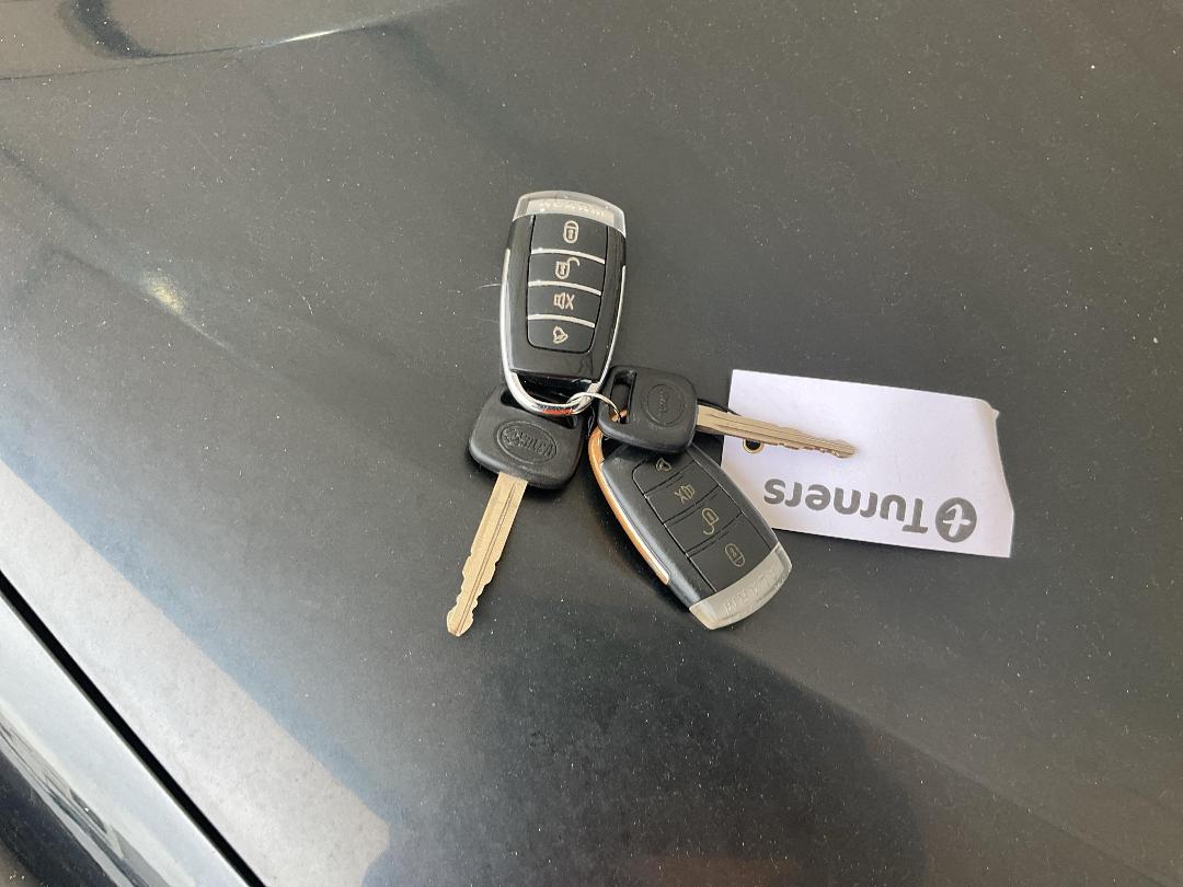 Photo '12' of Toyota Wish