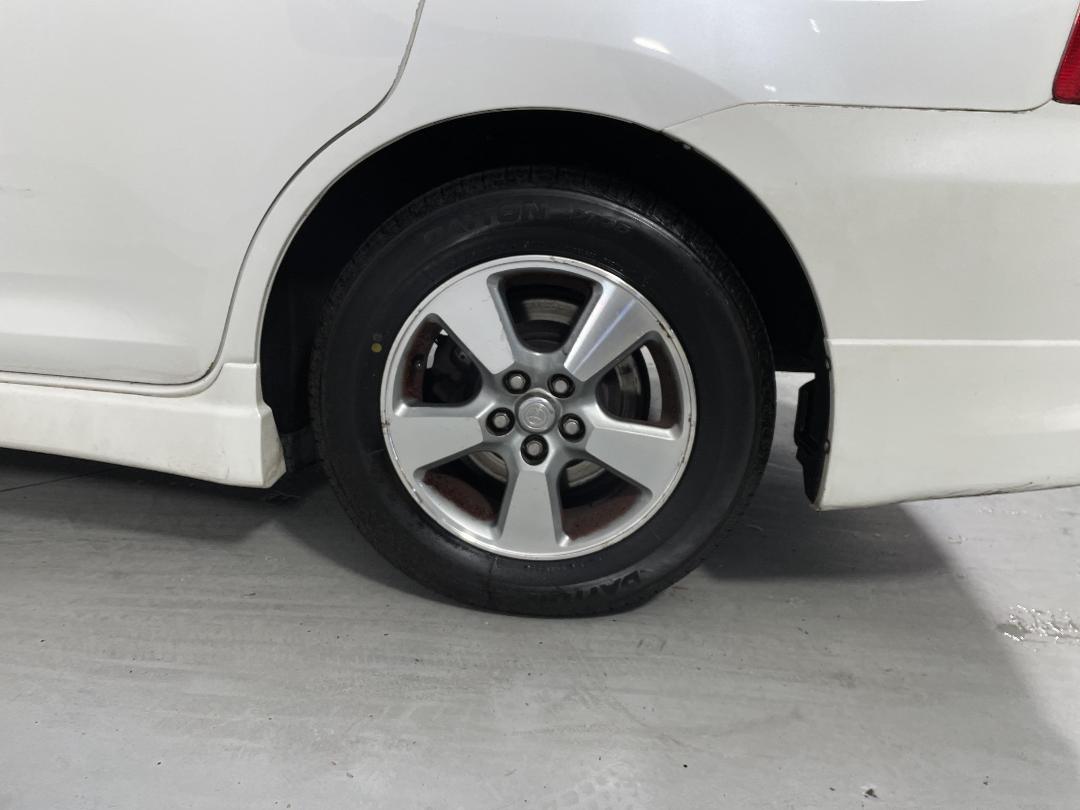 Photo '11' of Toyota Wish