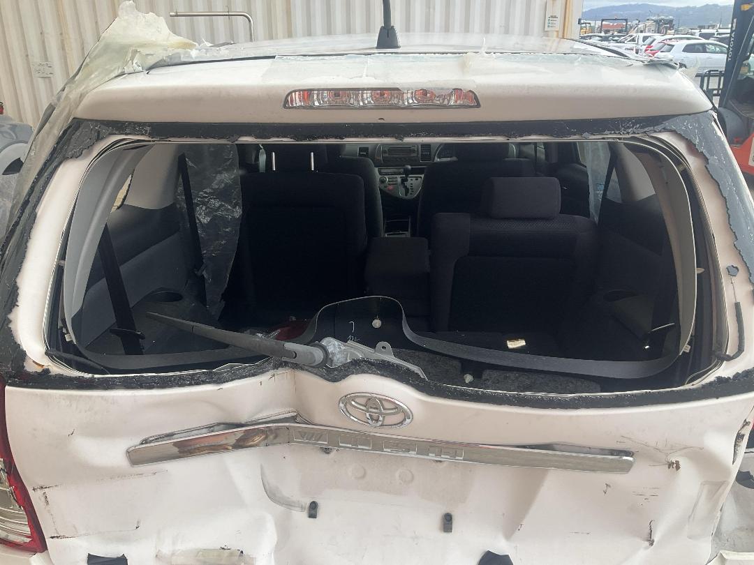 Photo '19' of Toyota Wish