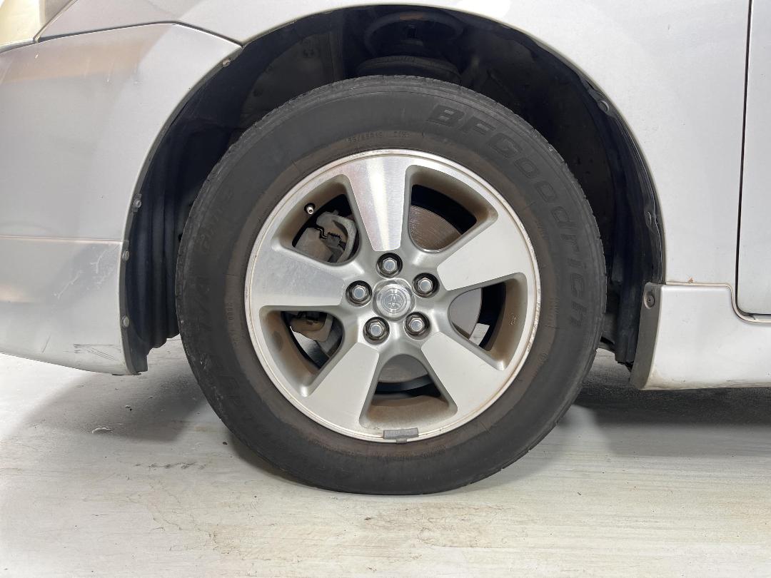 Photo '10' of Toyota Wish