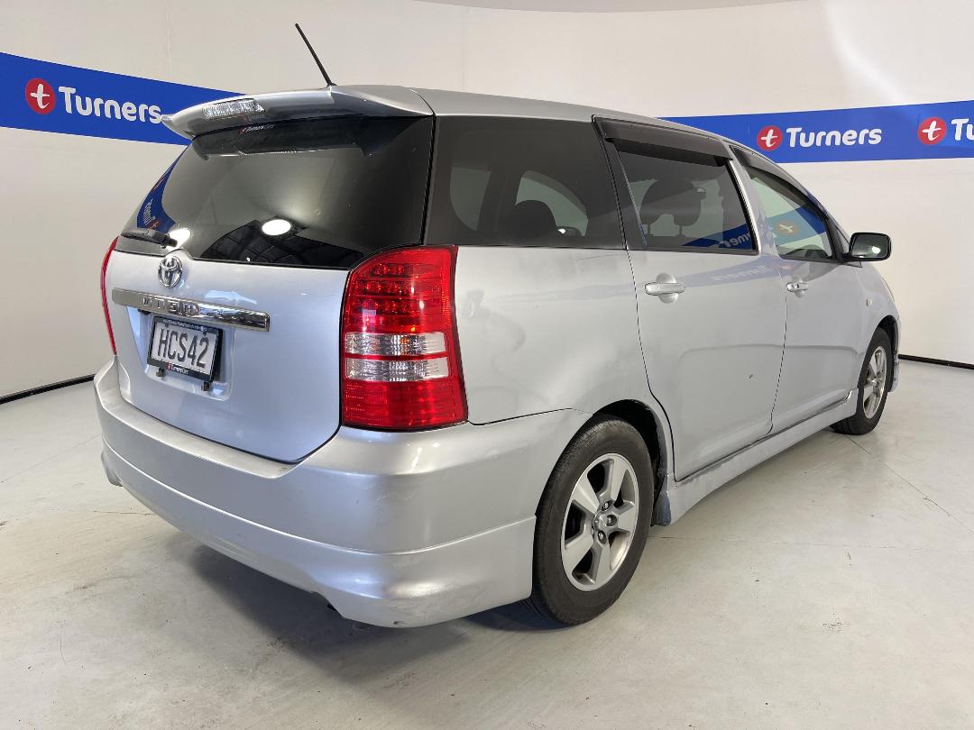 Photo '7' of Toyota Wish