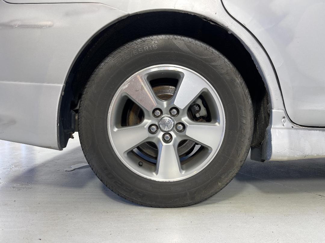 Photo '12' of Toyota Wish