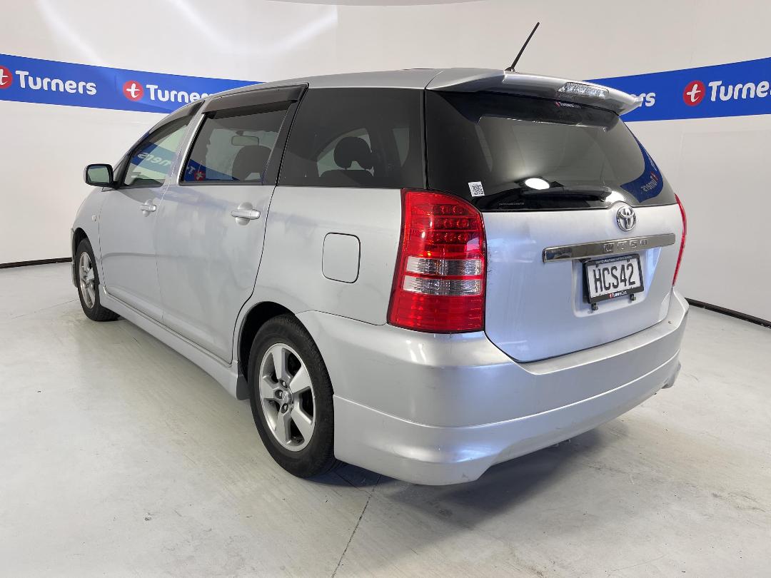 Photo '5' of Toyota Wish