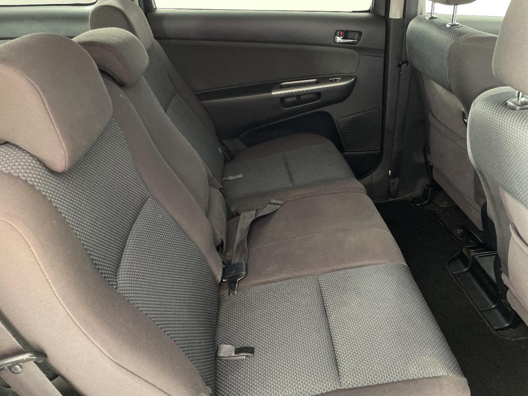 Photo '20' of Toyota Wish