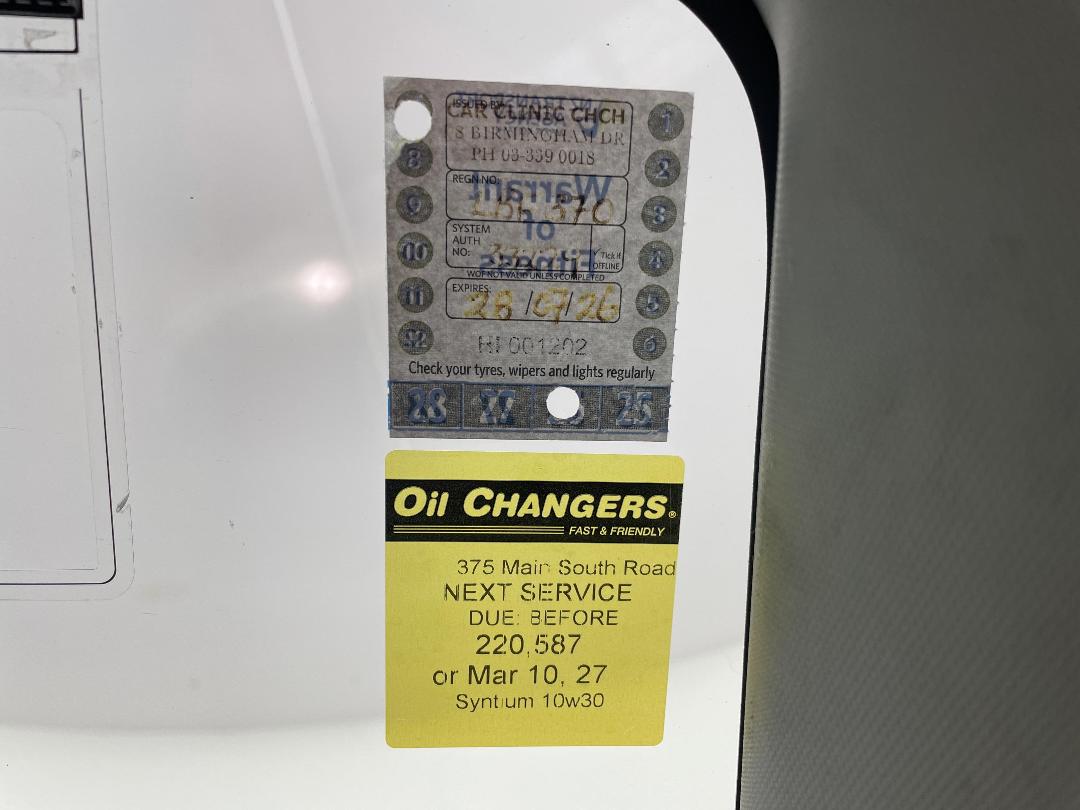 Photo '24' of Toyota Wish