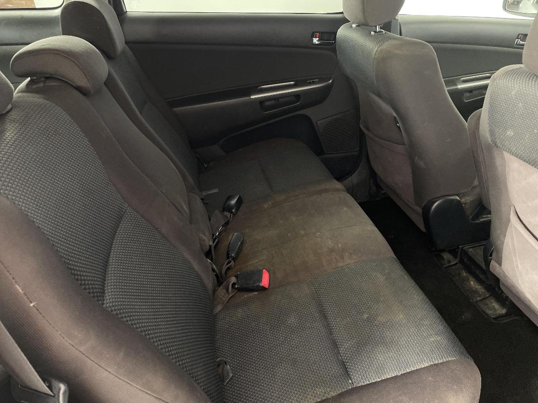 Photo '20' of Toyota Wish