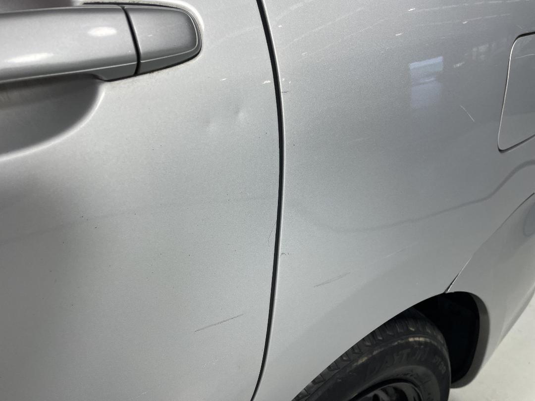 Photo '27' of Toyota Wish