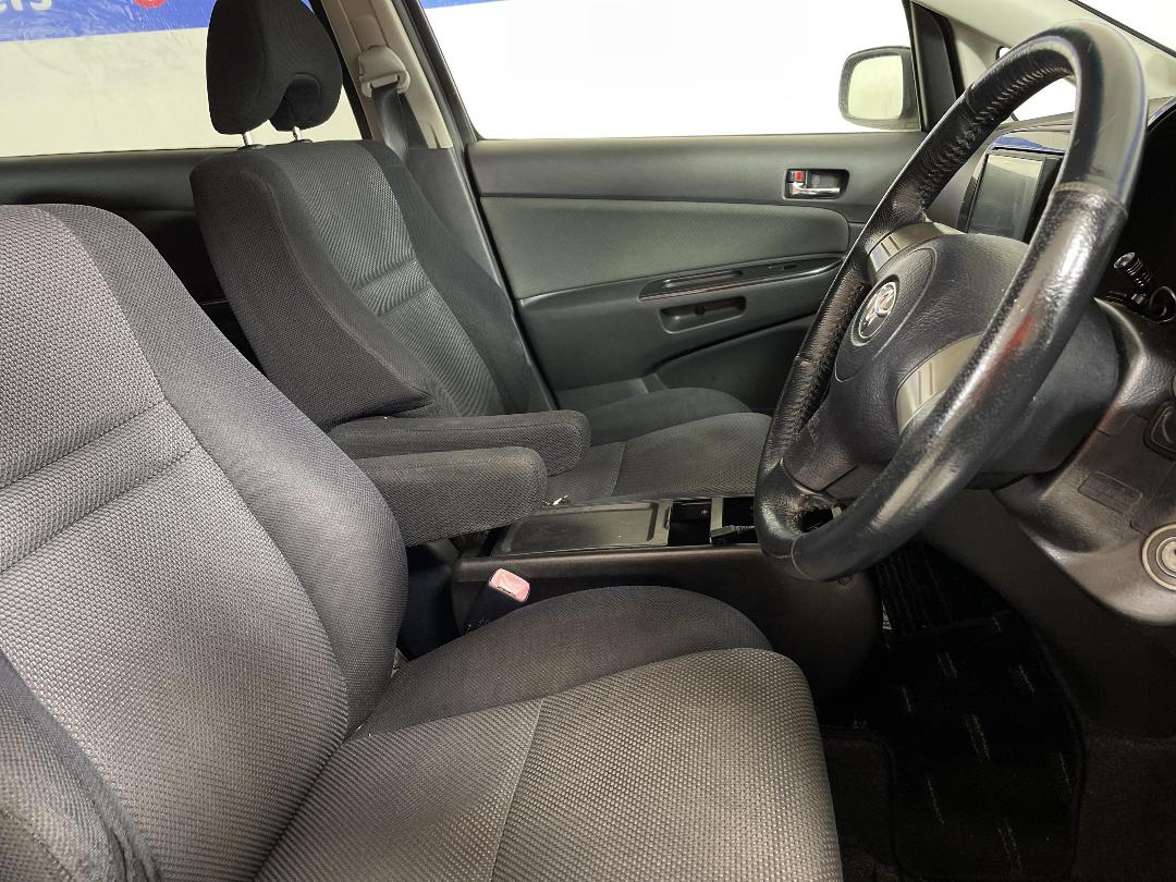 Photo '16' of Toyota Wish