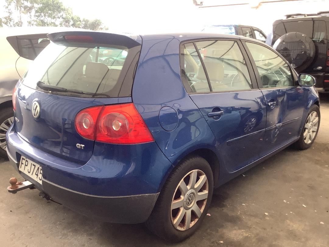 Photo '5' of Volkswagen Golf Photo '5' of Volkswagen Golf