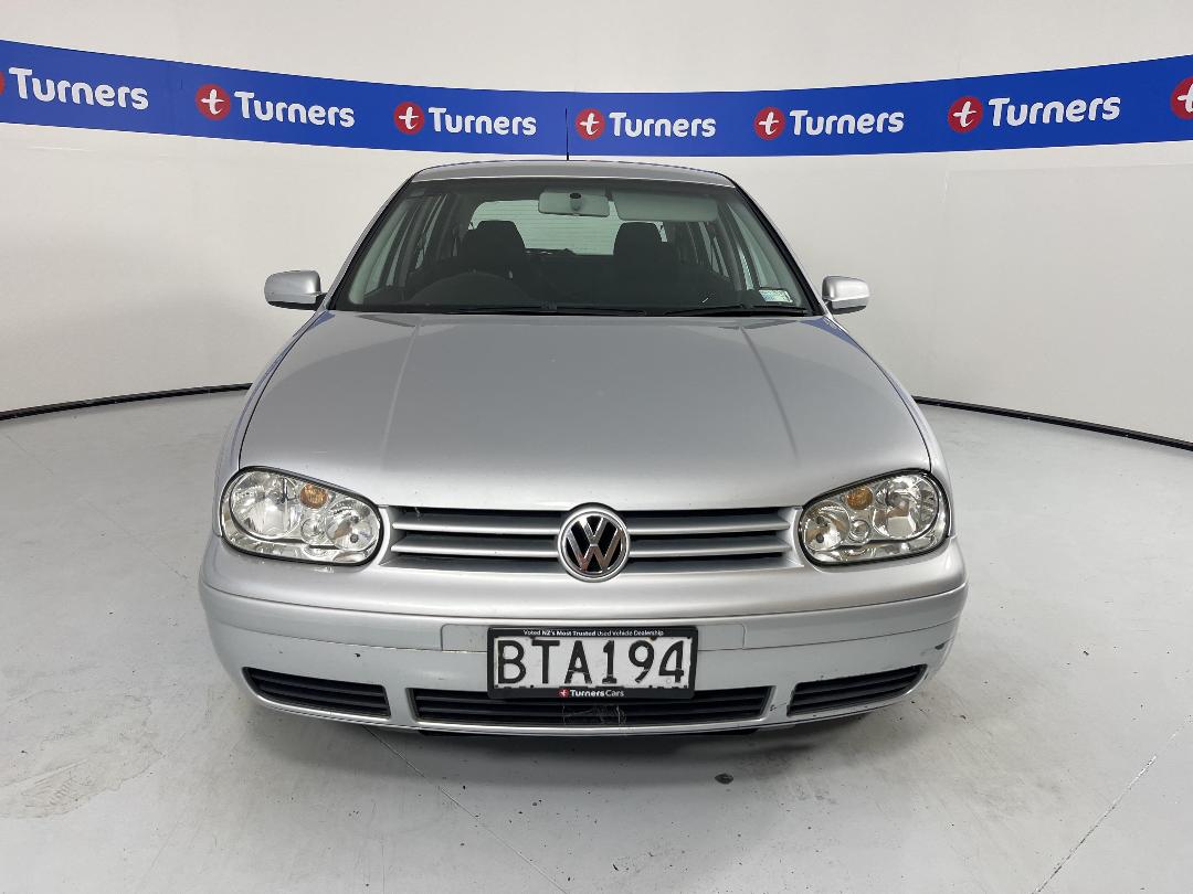 Photo '2' of Volkswagen Golf