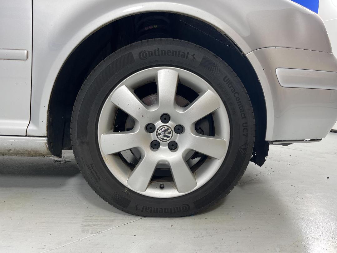 Photo '9' of Volkswagen Golf