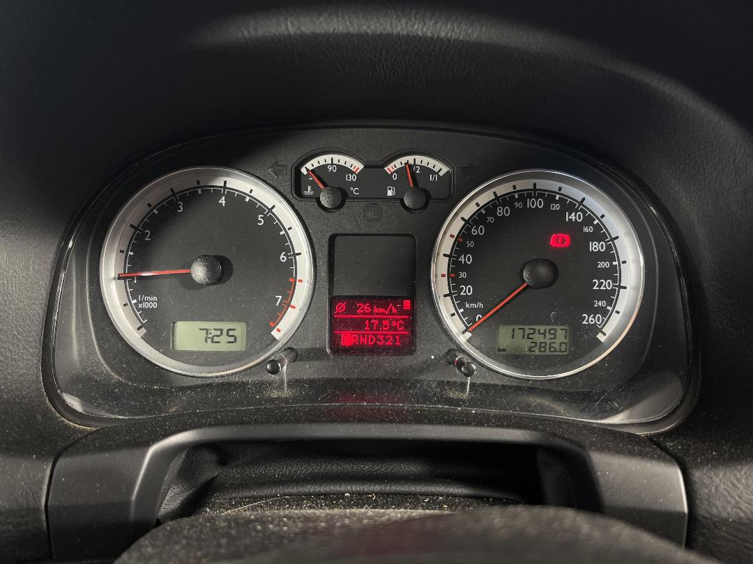 Photo '21' of Volkswagen Golf