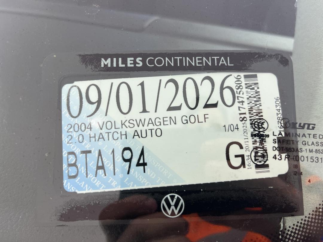 Photo '24' of Volkswagen Golf