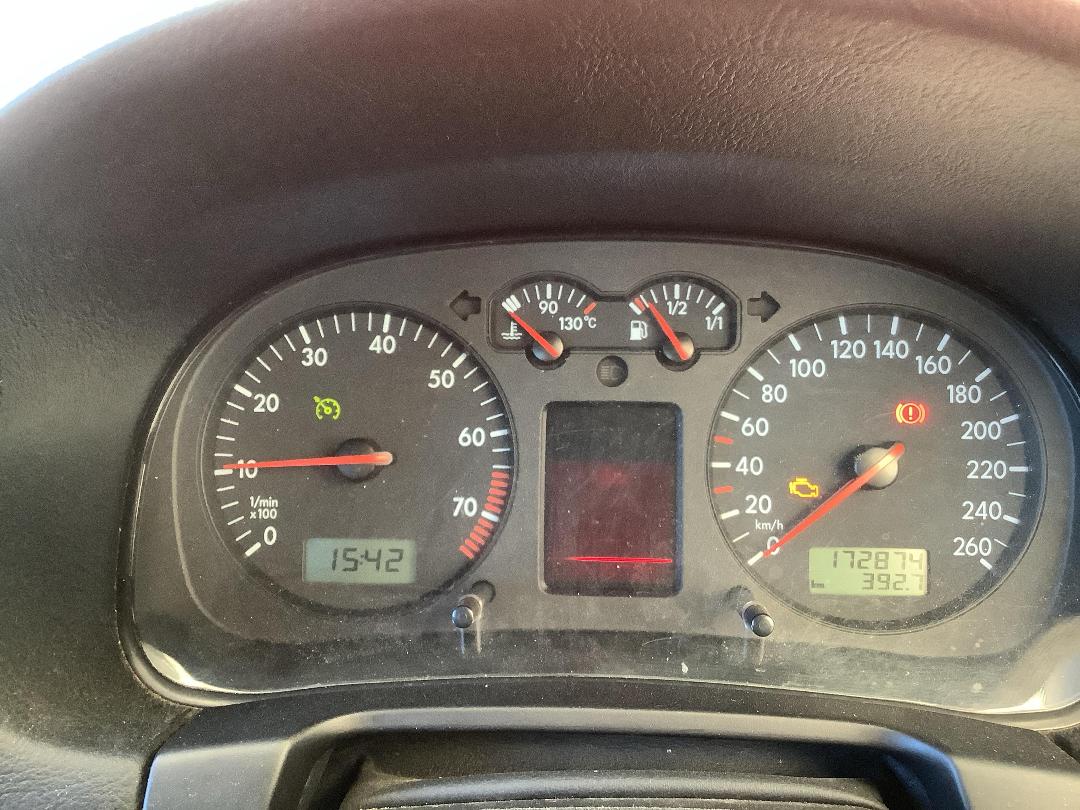 Photo '14' of Volkswagen Golf