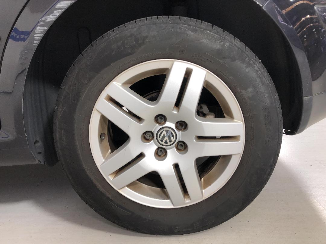 Photo '9' of Volkswagen Golf Photo '9' of Volkswagen Golf