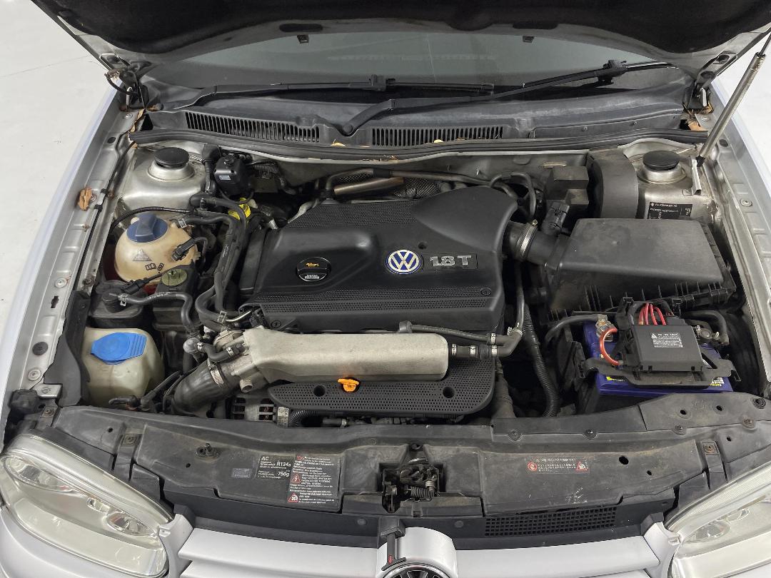 Photo '13' of Volkswagen Golf