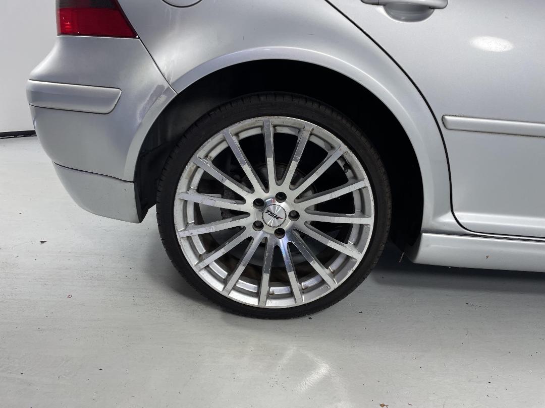 Photo '12' of Volkswagen Golf