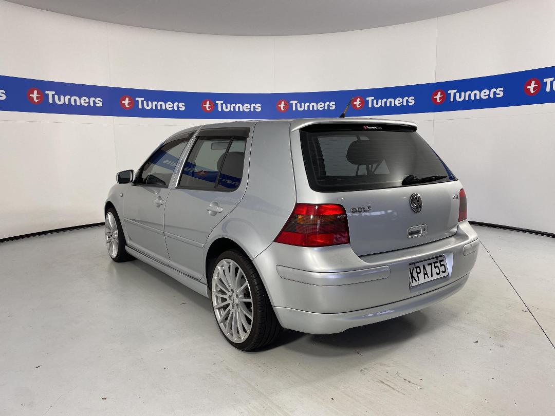 Photo '5' of Volkswagen Golf