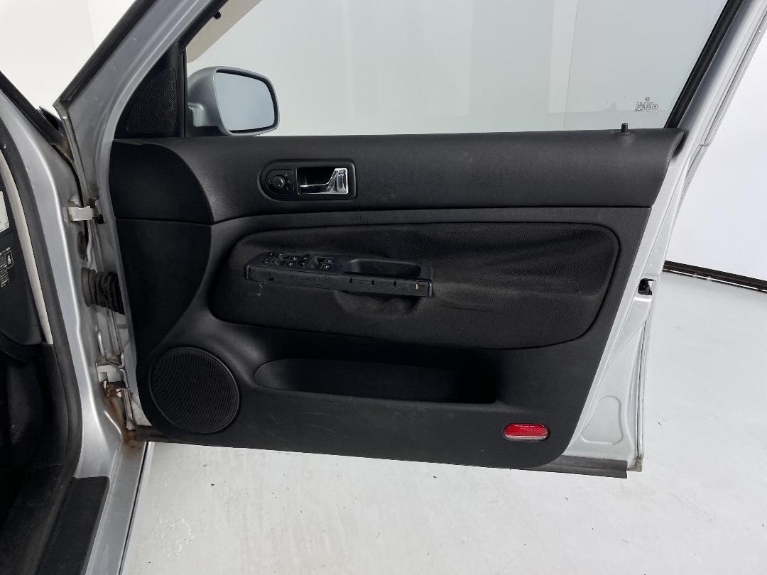 Photo '15' of Volkswagen Golf