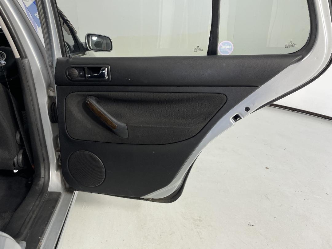 Photo '19' of Volkswagen Golf