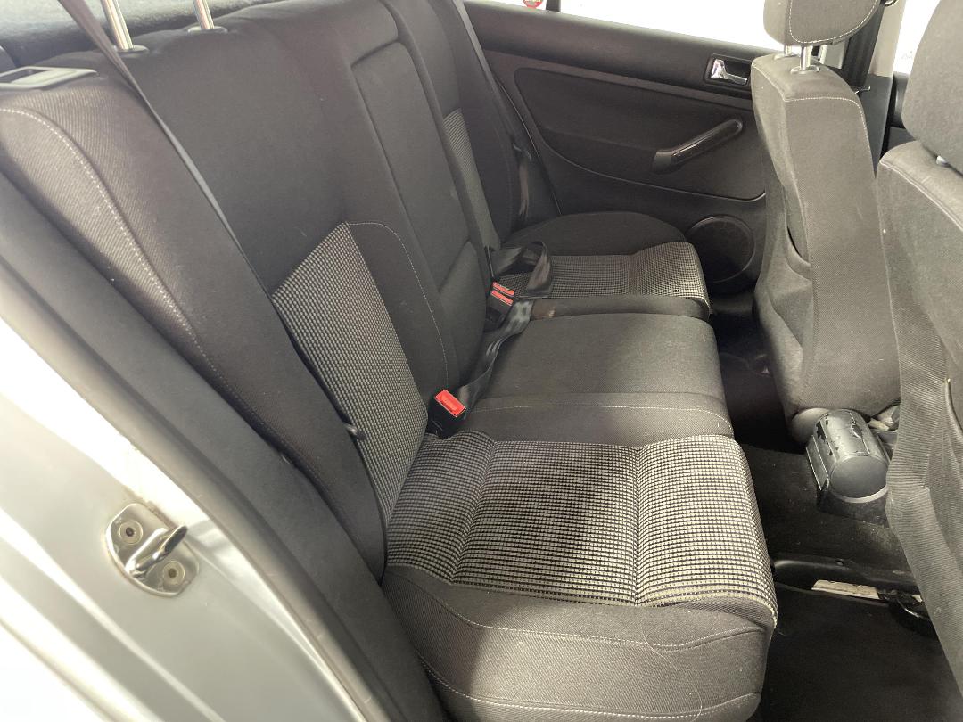 Photo '20' of Volkswagen Golf