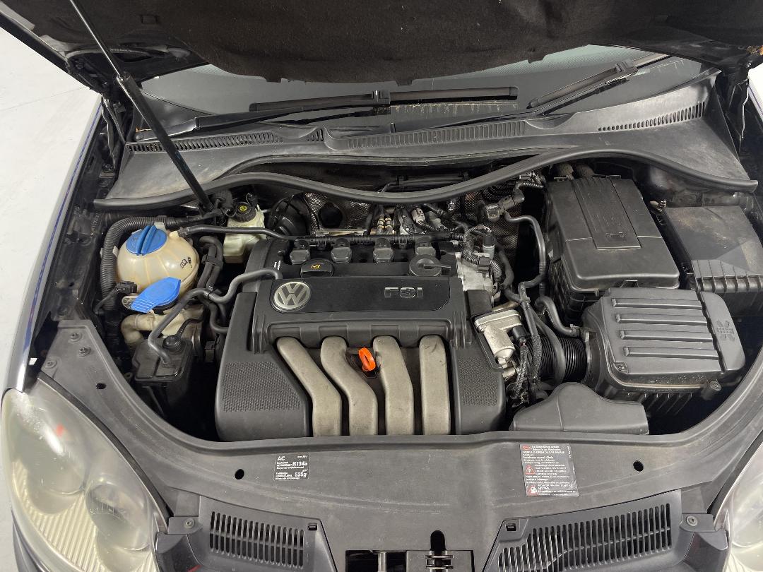 Photo '11' of Volkswagen Golf FSI TIP Photo '11' of Volkswagen Golf FSI TIP