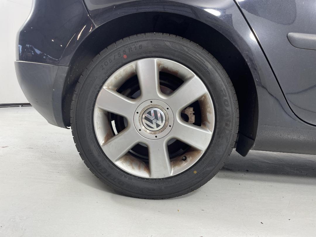 Photo '10' of Volkswagen Golf FSI TIP Photo '10' of Volkswagen Golf FSI TIP