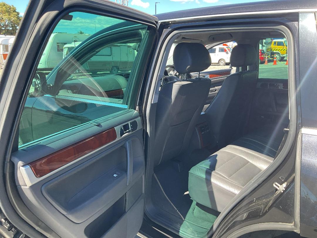 Photo '11' of Volkswagen Touareg 3.2V6