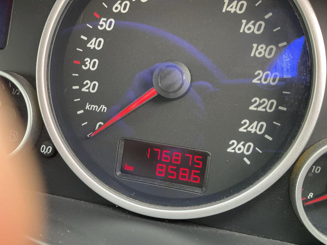 Photo '21' of Volkswagen Touareg 3.2V6