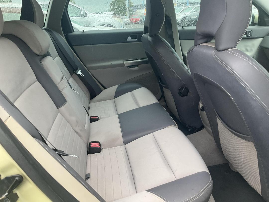 Photo '9' of Volvo V50