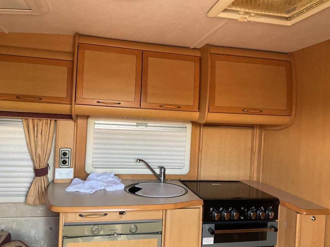 Photo '21' of ABBEY SPECTRUM 535 Caravan - Single