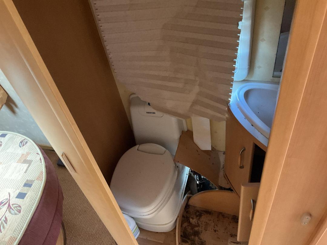 Photo '32' of ABBEY SPECTRUM 535 Caravan - Single