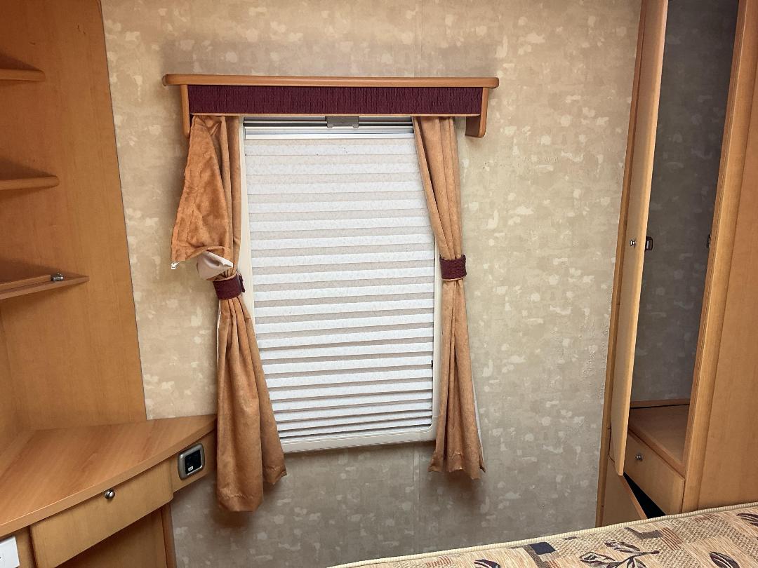 Photo '37' of ABBEY SPECTRUM 535 Caravan - Single