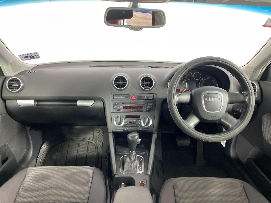 Photo '17' of Audi A3 Photo '17' of Audi A3