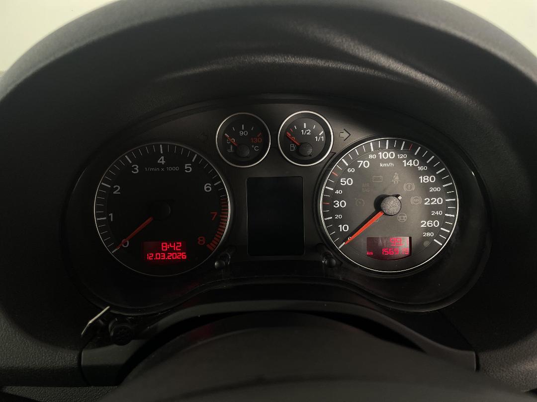 Photo '21' of Audi A3 Photo '21' of Audi A3