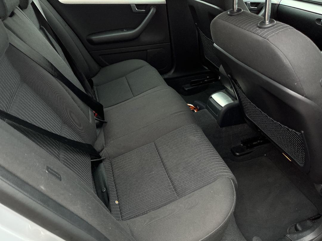 Photo '6' of Audi A4