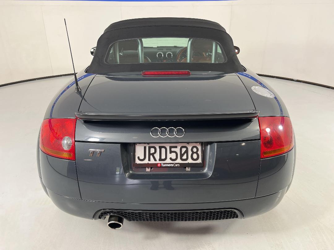 Photo '6' of Audi TT Photo '6' of Audi TT