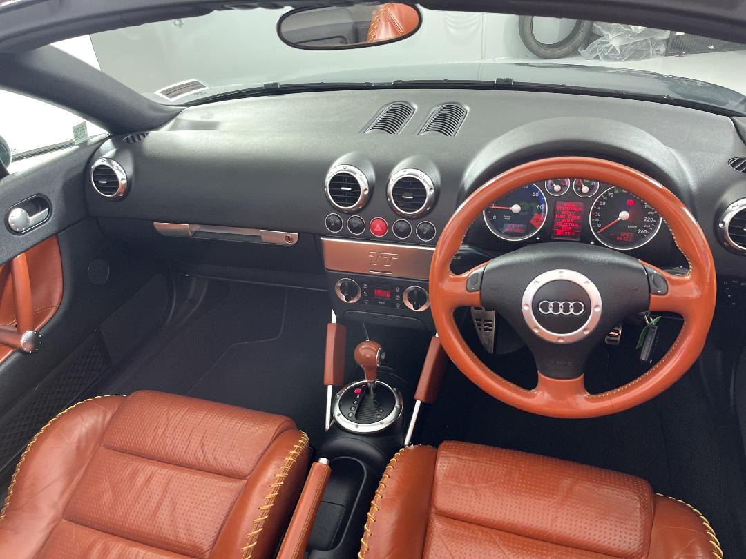 Photo '17' of Audi TT Photo '17' of Audi TT