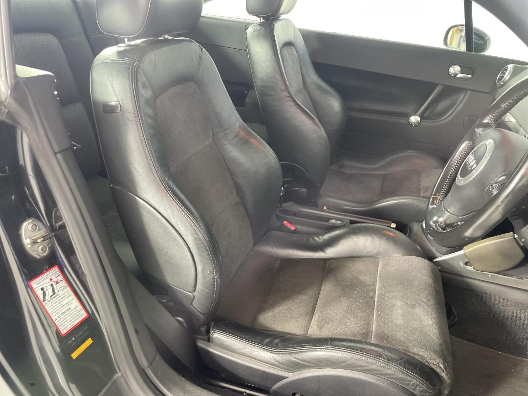 Photo '14' of Audi TT